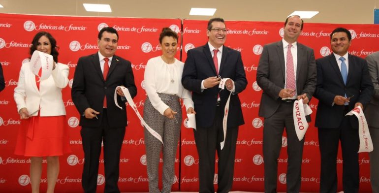 Estrenan las primeras escaleras eléctricas en Tlaxcala - escaleras-electricas-tlaxcala1