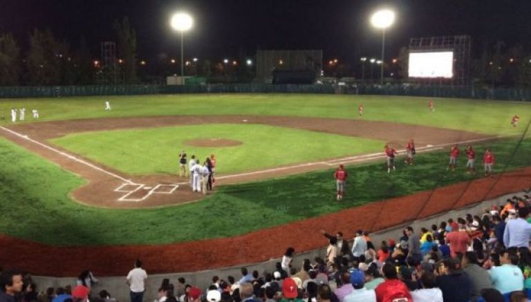 Suspenden primer juego como local de los Bravos de León - estadio-domingo-santana