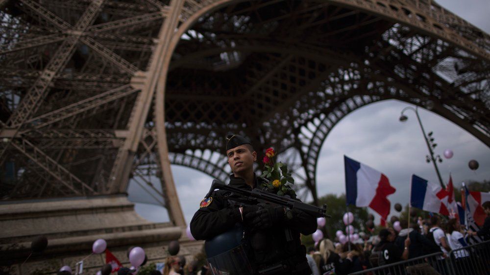Francia celebra elecciones entre fuertes medidas de seguridad