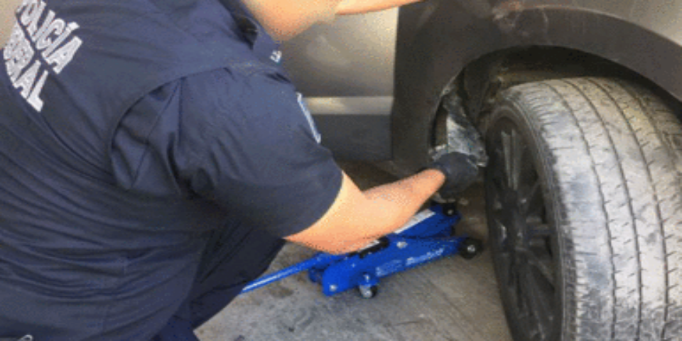 Con rayos gamma descubren droga al interior de un vehículo en Sonora