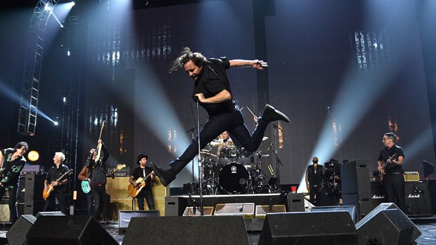 Peal Jam, Tupac, ELO, Journey y Yes ingresan al Salón de la Fama del Rock