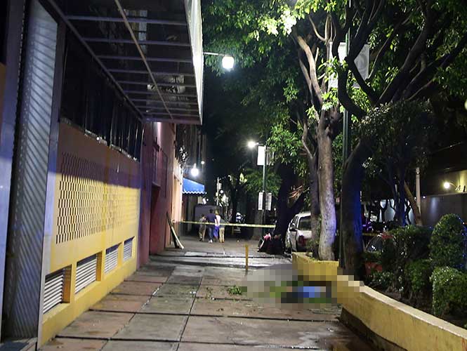 Sujeto se arroja del cuarto piso de un hotel en la colonia Doctores - hombre-colonia-doctores1