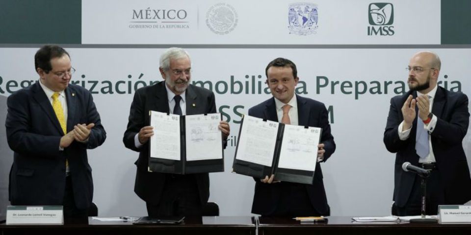 IMSS dona a la UNAM predio que ocupa la prepa 9