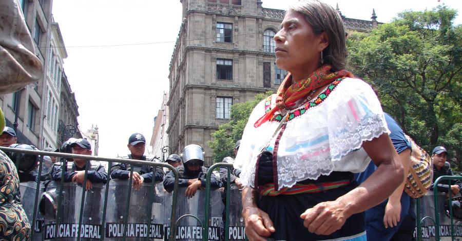 Mancera defiende Constitución capitalina ante la ONU - indigenas-ciudad-de-mexico