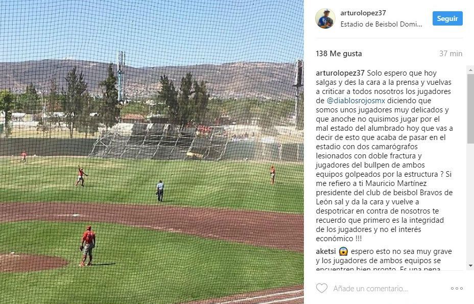 Se derrumba estructura en el estadio de Bravos de León - instagram-arturo-lopez