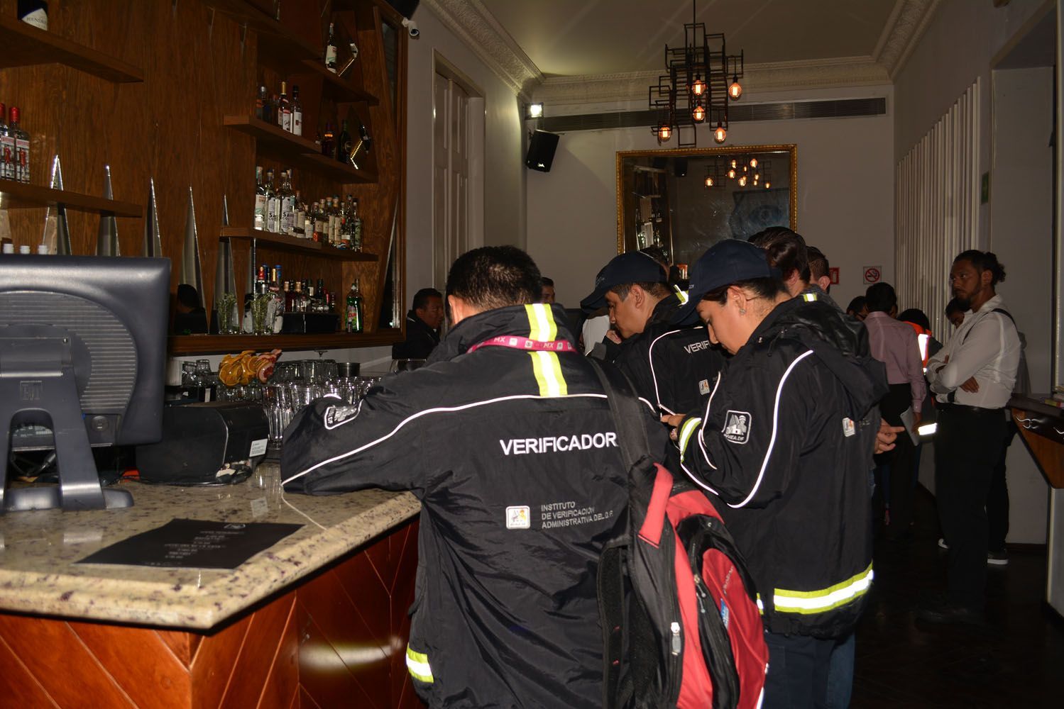 Gobierno capitalino sanciona el 91 por ciento de los antros que verifica - invea-antro