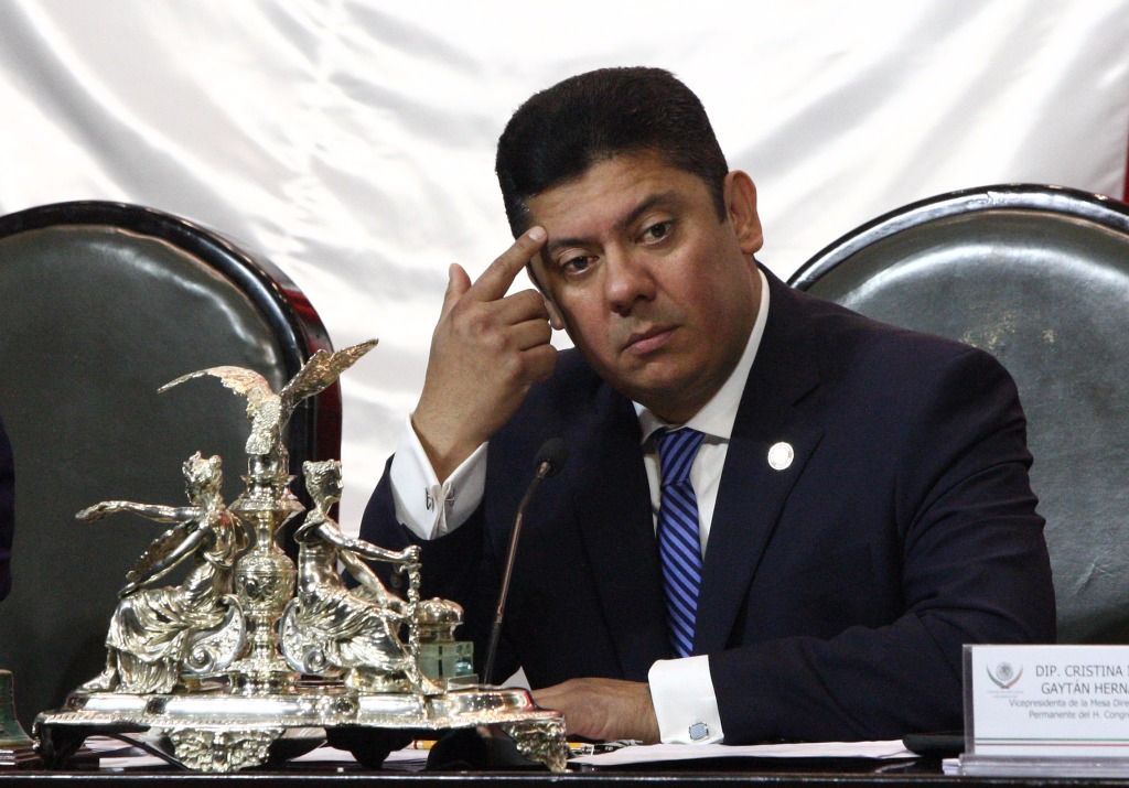 Ordena INE retirar la propaganda de Javier Bolaños - javier-bolaños