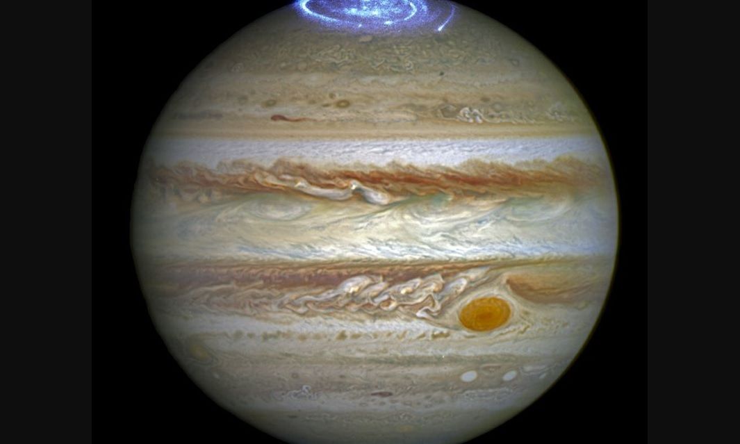 Encuentran nueva mancha en Júpiter
