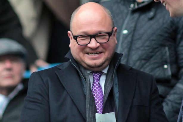 Detienen a presidente del Newcastle un día después del ascenso