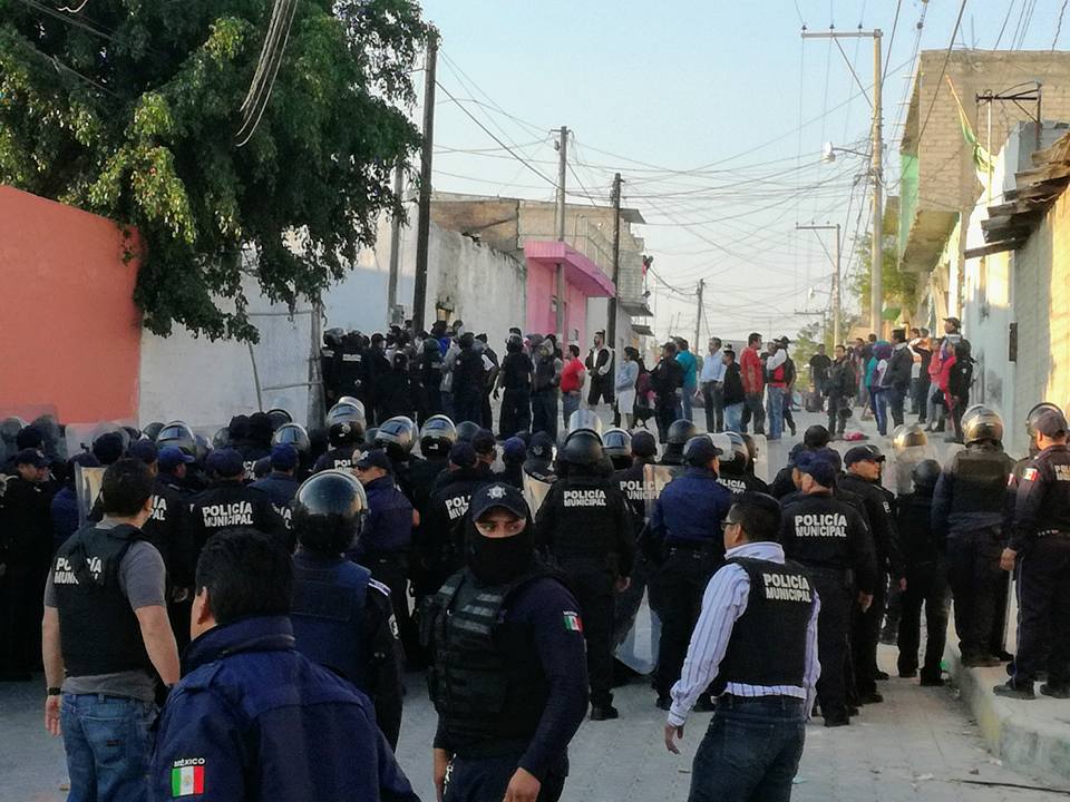 Intento de linchamiento deja un muerto en Puebla - linchamiento-3