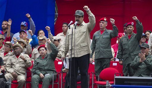 Maduro aumentará el número de civiles incorporados a las milicias