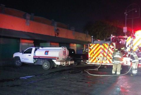 Se incendia mercado de Xochimilco - mercado-xochimilco-2