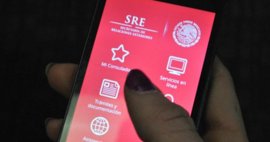 SRE lanza aplicación con ‘botón de emergencia’ para migrantes