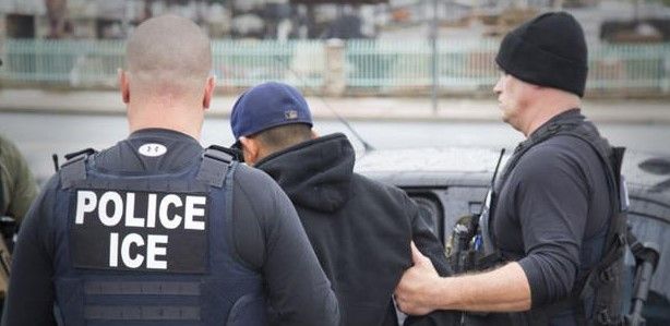 Migración de EE.UU. detiene a mexicano por el color de piel de su hija