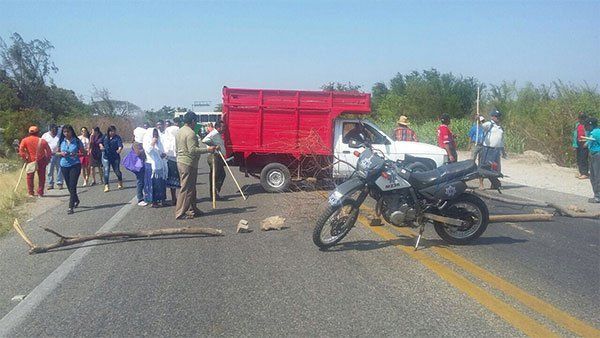 Detienen a once por bloquear parque eólico en Oaxaca - oaxaca-eolico