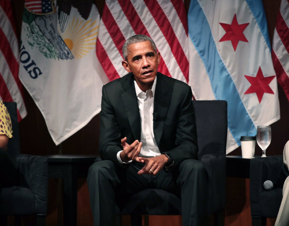 Barack Obama reaparece en público en Chicago - obama-chicago-2