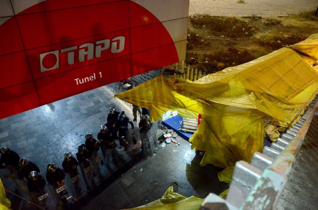 Retiran puestos ambulantes de las inmediaciones de Metro San Lázaro - operativo-puestos-san-lazaro2-1024x678