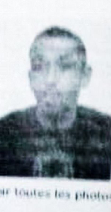 #Video Momento en el que abaten al atacante de París - paris-attacker-2