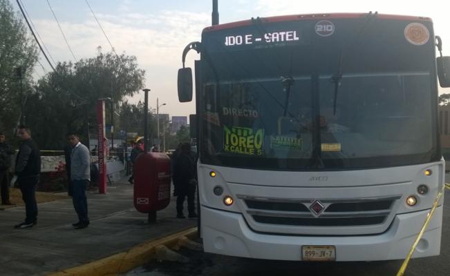 Asesinan a pasajero en camión de Naucalpan - pasajero
