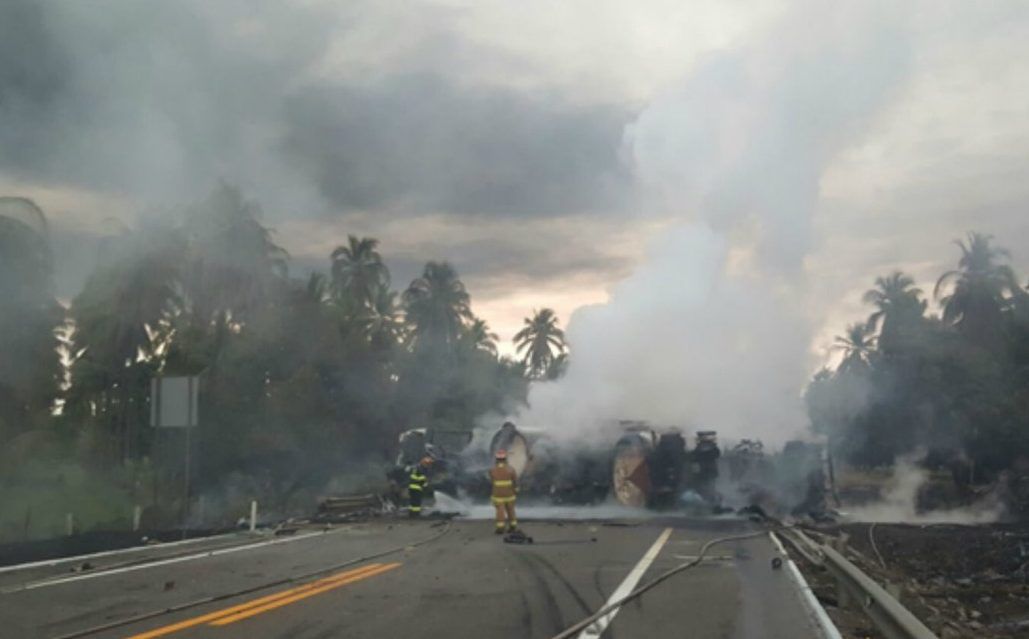 Lista de heridos del accidente en Autopista Siglo XXI Lista de heridos del accidente en Autopista Siglo XXI