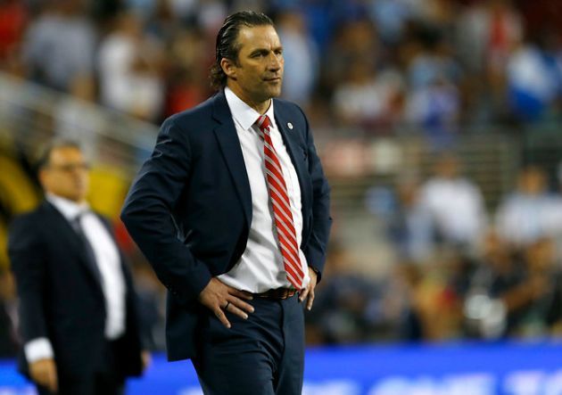 Consideran a La Volpe dentro de los 50 mejores técnicos del mundo - pizzi-chile