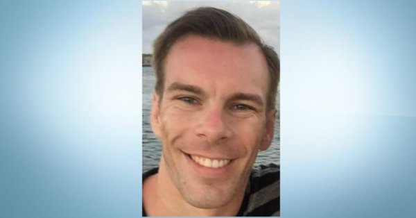 Policía de EE.UU. finge su muerte para huir a México