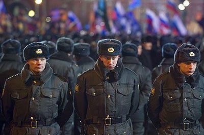 Rusia detiene a dos personas que planeaban atacar el país - policía-rusia2