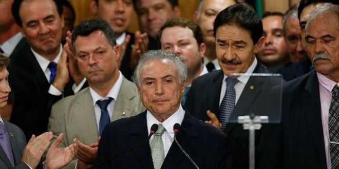 Corte suprema brasileña imputa a decenas de políticos - politicos-brasileños