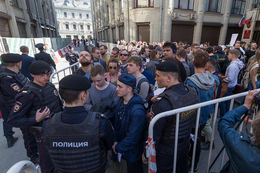 Manifestantes exigen a Putin no se presente a reelección - putin-4