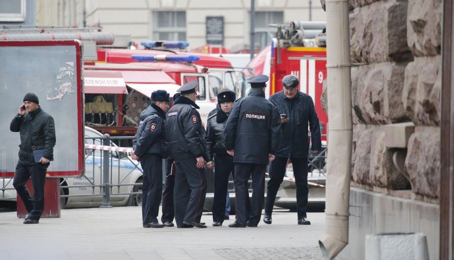 Desactivan explosivo en departamento de San Petersburgo - san-petesburgo-bomba