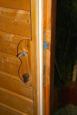 Mujeres mueren tras quedar atrapadas en sauna - sauna-3