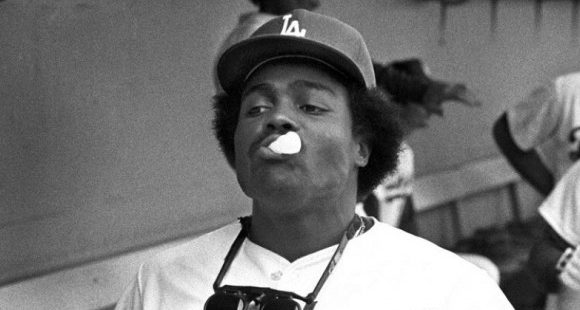 Exbeisbolista Pedro Guerrero sufre derrame cerebral