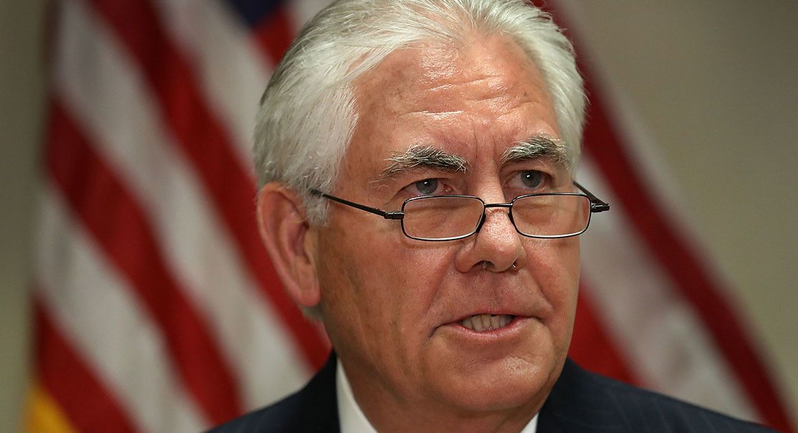 Bombardeo a Siria es un mensaje a otras naciones: Tillerson