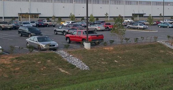 Tiroteo deja un muerto y dos heridos en Tennessee