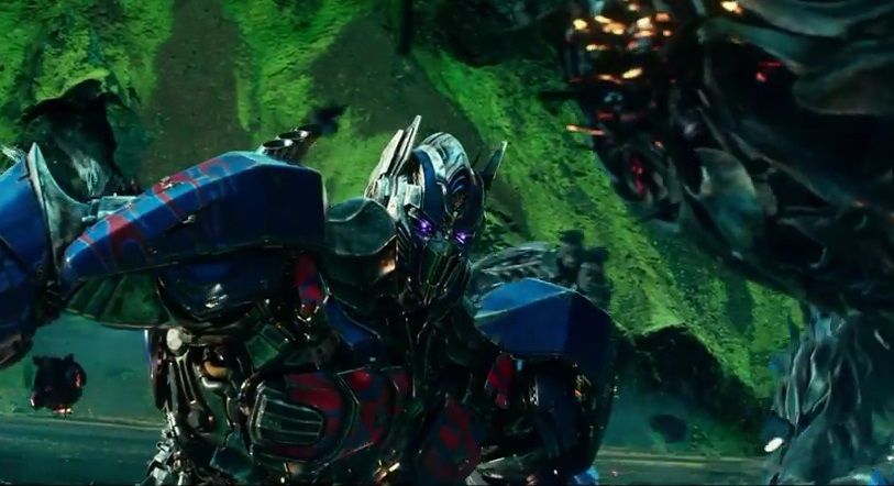 Lanzan nuevo tráiler de “Transformers: el último caballero”