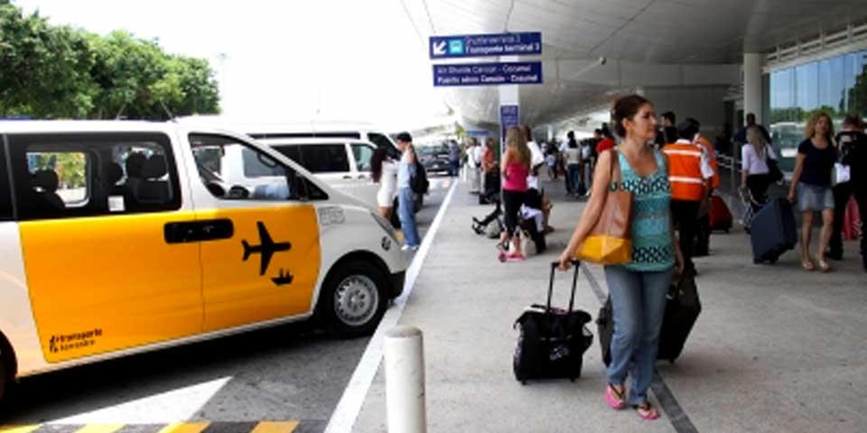 Refuerzan seguridad en aeropuertos y carreteras