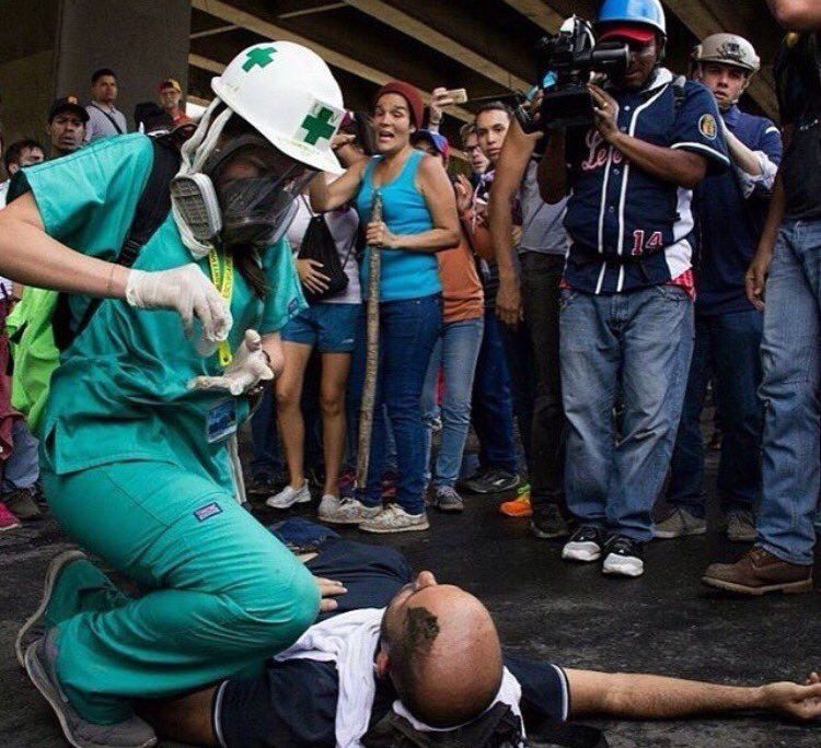 Cuerpos de seguridad dispersan protestas en Venezuela - venezuela-8