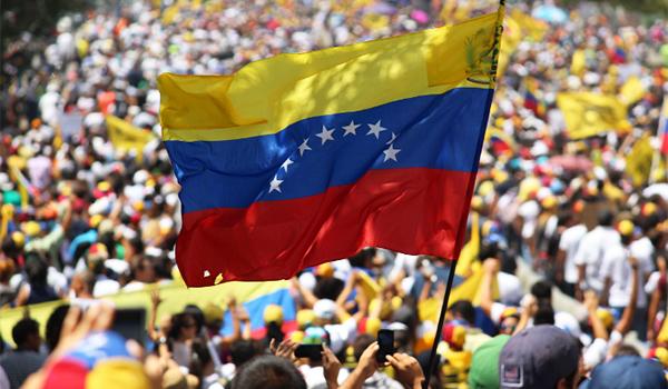 Oposición venezolana llama a más marchas contra el gobierno de Maduro