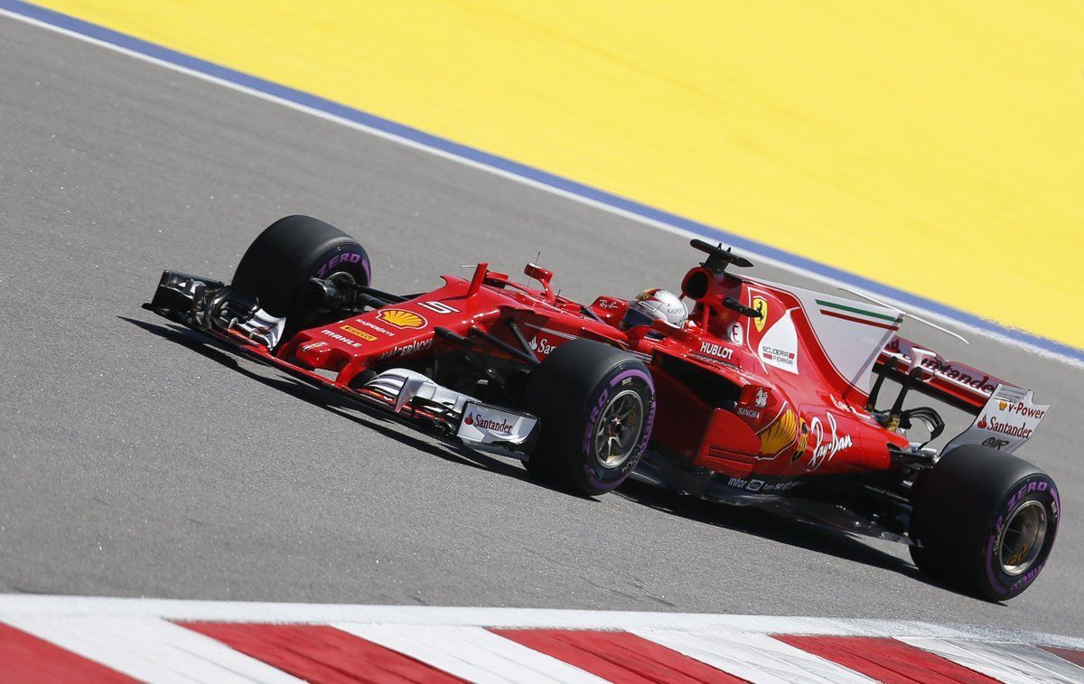 Vettel logra la pole en el Gran Premio de Rusia - vettel-2
