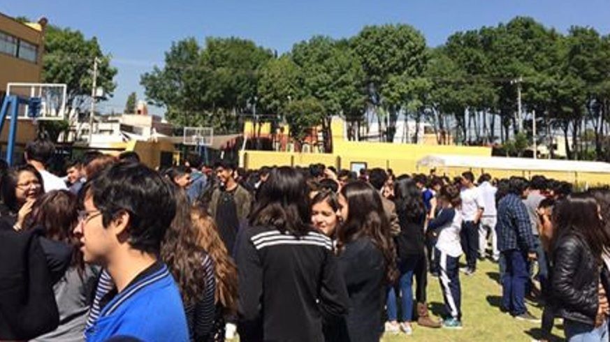 Denuncian presunta violación a menor en preparatoria La Salle del Pedregal