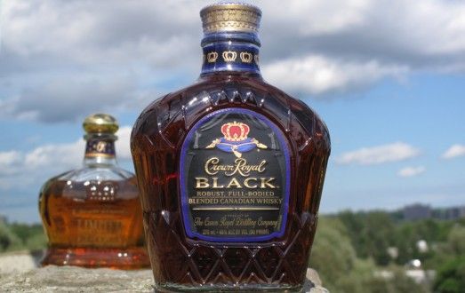 Aseguran tres mil botellas de whisky ilegal en Toluca