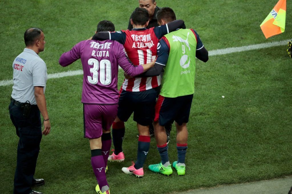 Chivas campeón de Copa - zaldivar-lesión-3-1024x683