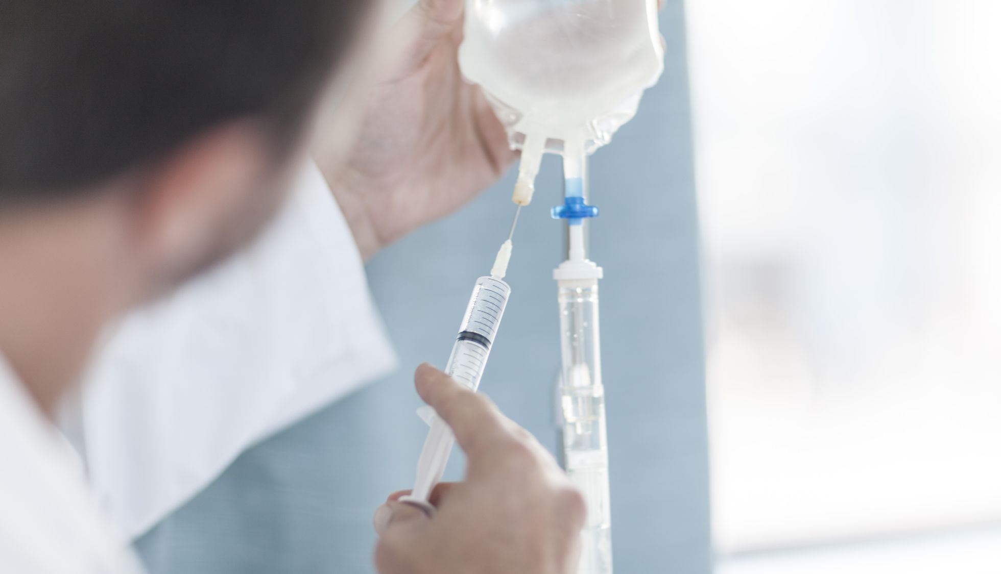 Autorizan a niño de 12 años rechazar quimioterapia en Holanda