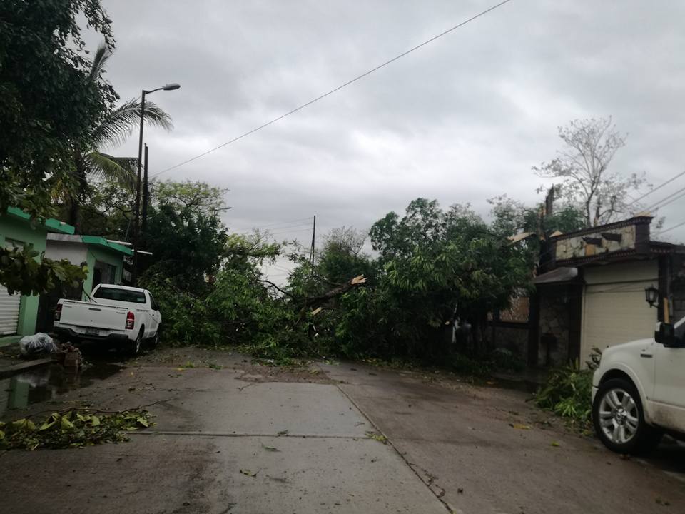 Inusual tormenta sorprende a habitantes del norte de Veracruz - 18582161_1539562836117705_652531725834253304_n