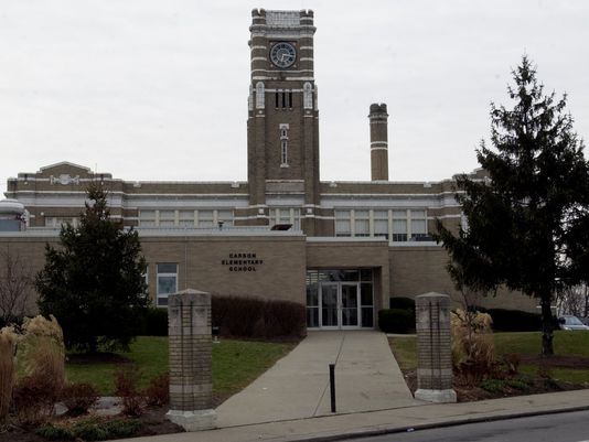 Revelan que niño que se suicidó en EE.UU. era víctima de bullying - 636300130731657538-carsonelem.jpg