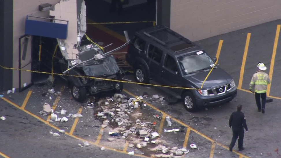 Accidente vehicular en subasta deja tres muertos en Massachusetts - Captura-de-pantalla-2017-05-03-a-las-12.24.35