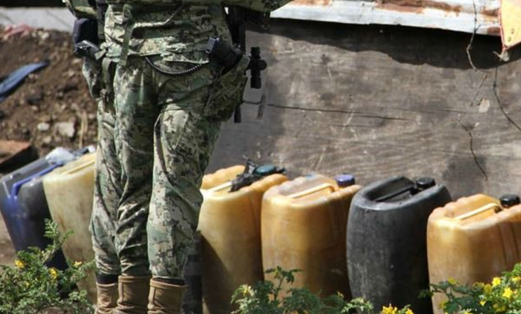 Ladrones de combustible matan a cuatro militares en Puebla