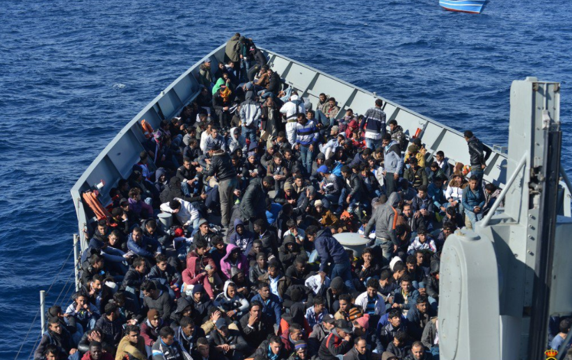 Armada española rescata a 651 migrantes africanos