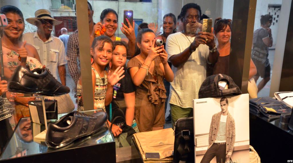 Cuba ya tiene un centro comercial de lujo - Captura-de-pantalla-2017-05-09-a-las-10.17.48