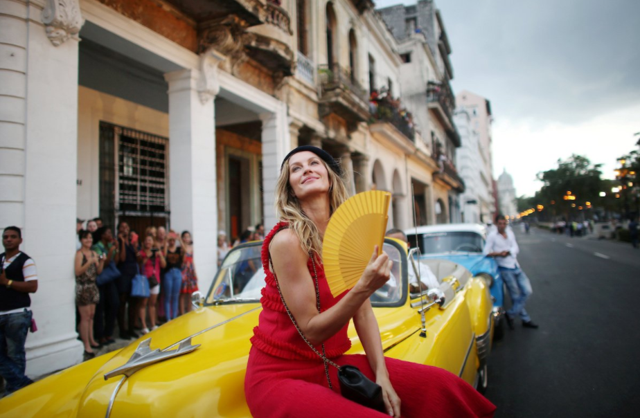 Cuba ya tiene un centro comercial de lujo - Captura-de-pantalla-2017-05-09-a-las-10.23.31